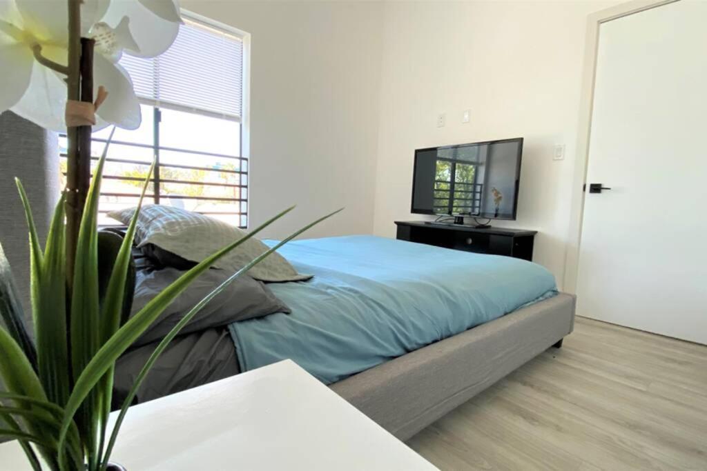 3Bd/3Ba Modern Hollywood Townhouse With Private Rooftop Villa Los Angeles Exterior photo